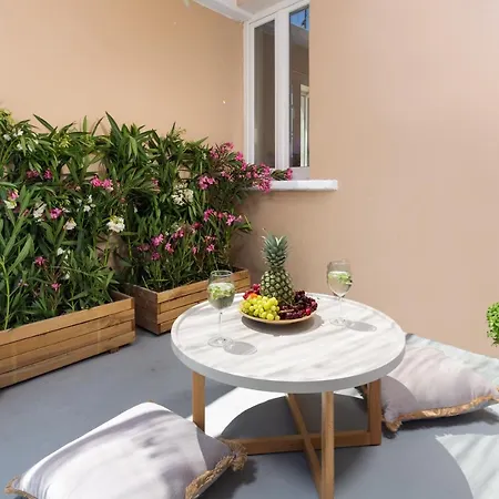 Patriko House *